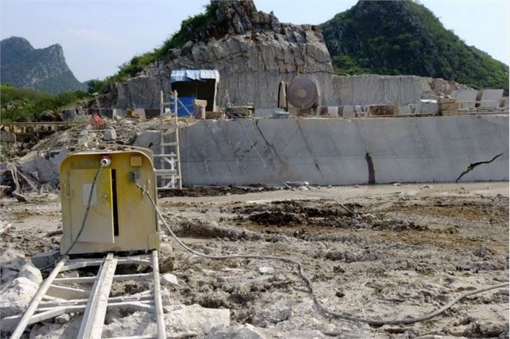 Diamond Wire Machine For Quarrying
